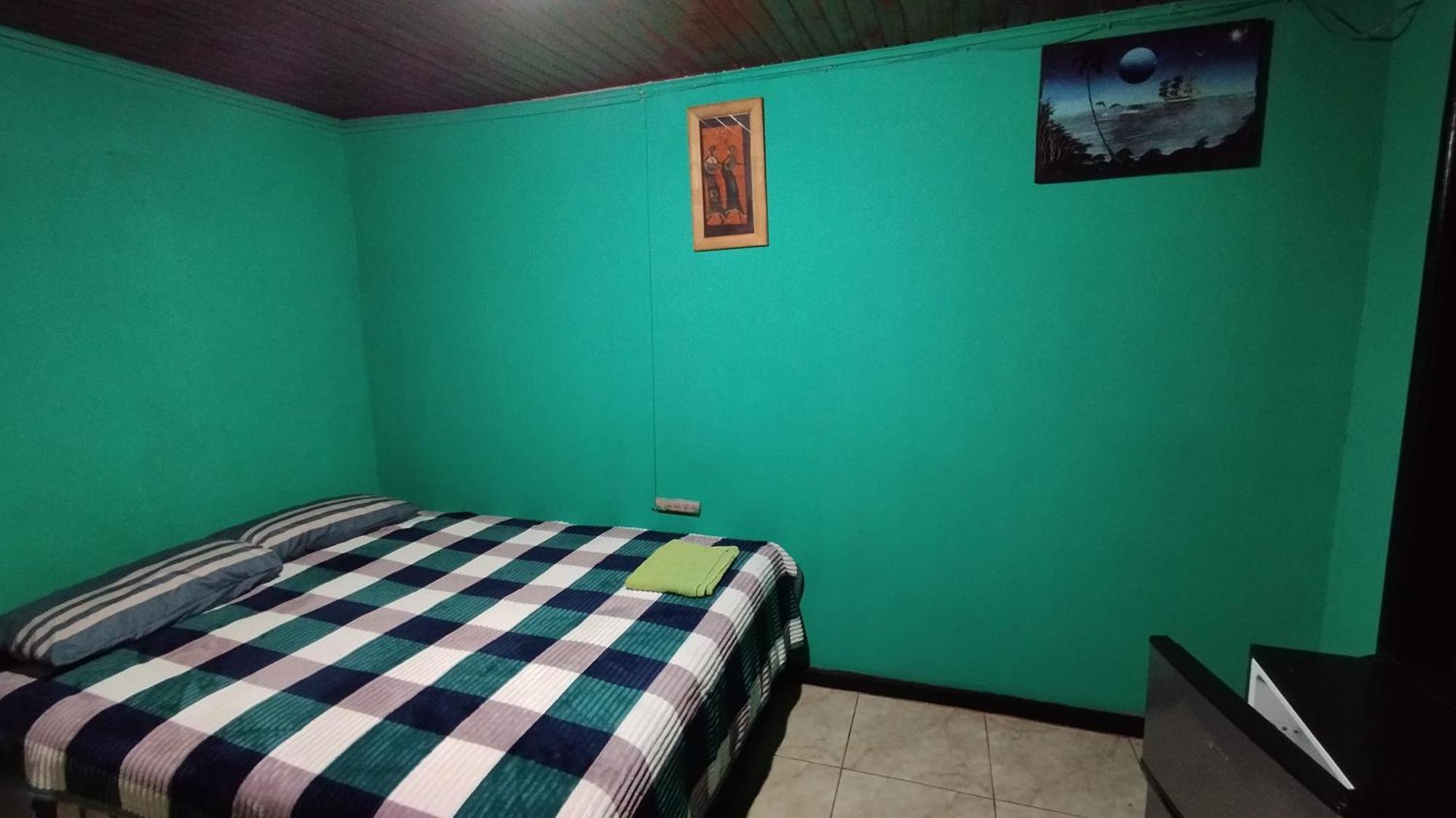 Estanislao Lopez 127 Hotel Пуерто Игуасу Екстериор снимка